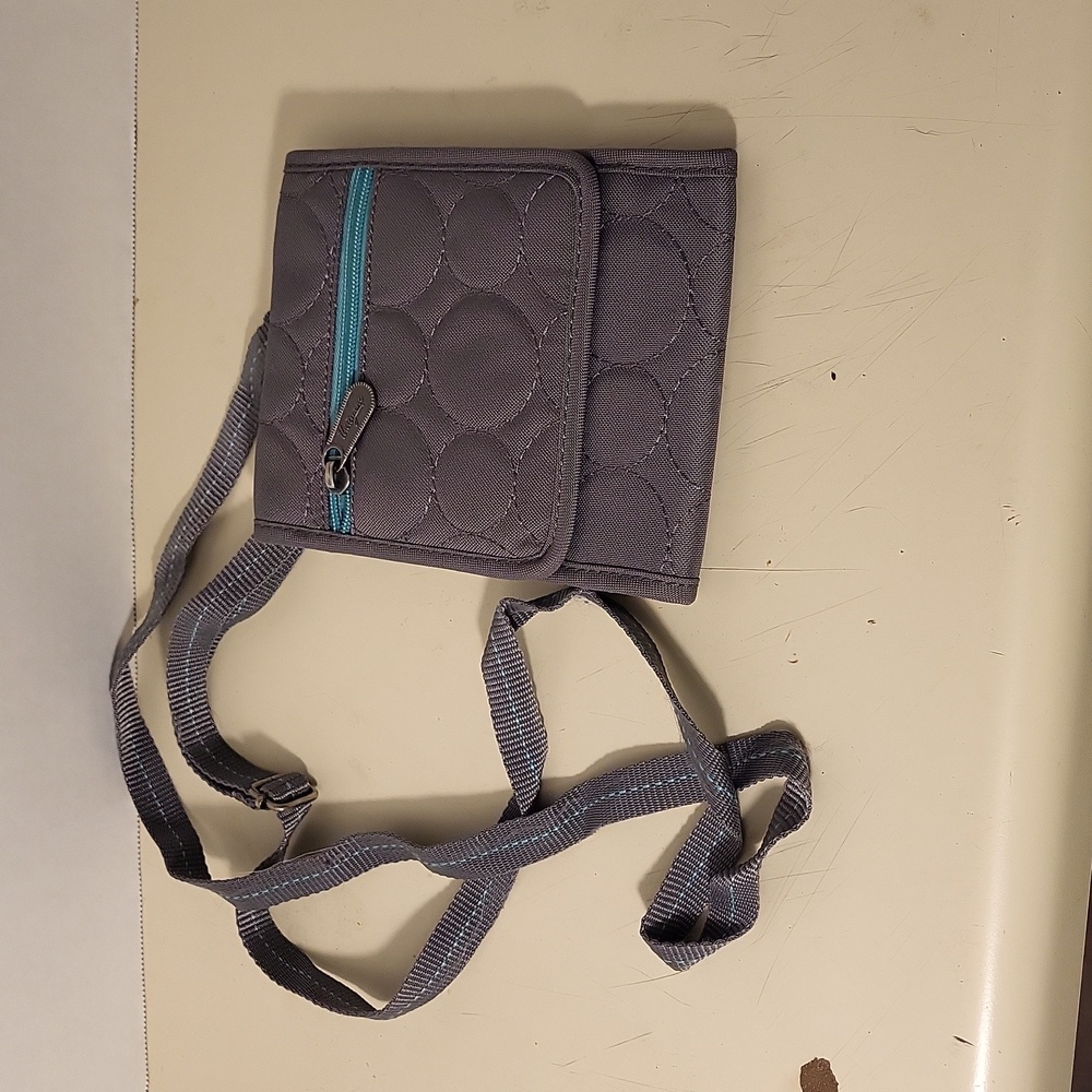 Thirty one Vary You Gray Quilted Teal Crossbody Organizer wallet bag travel